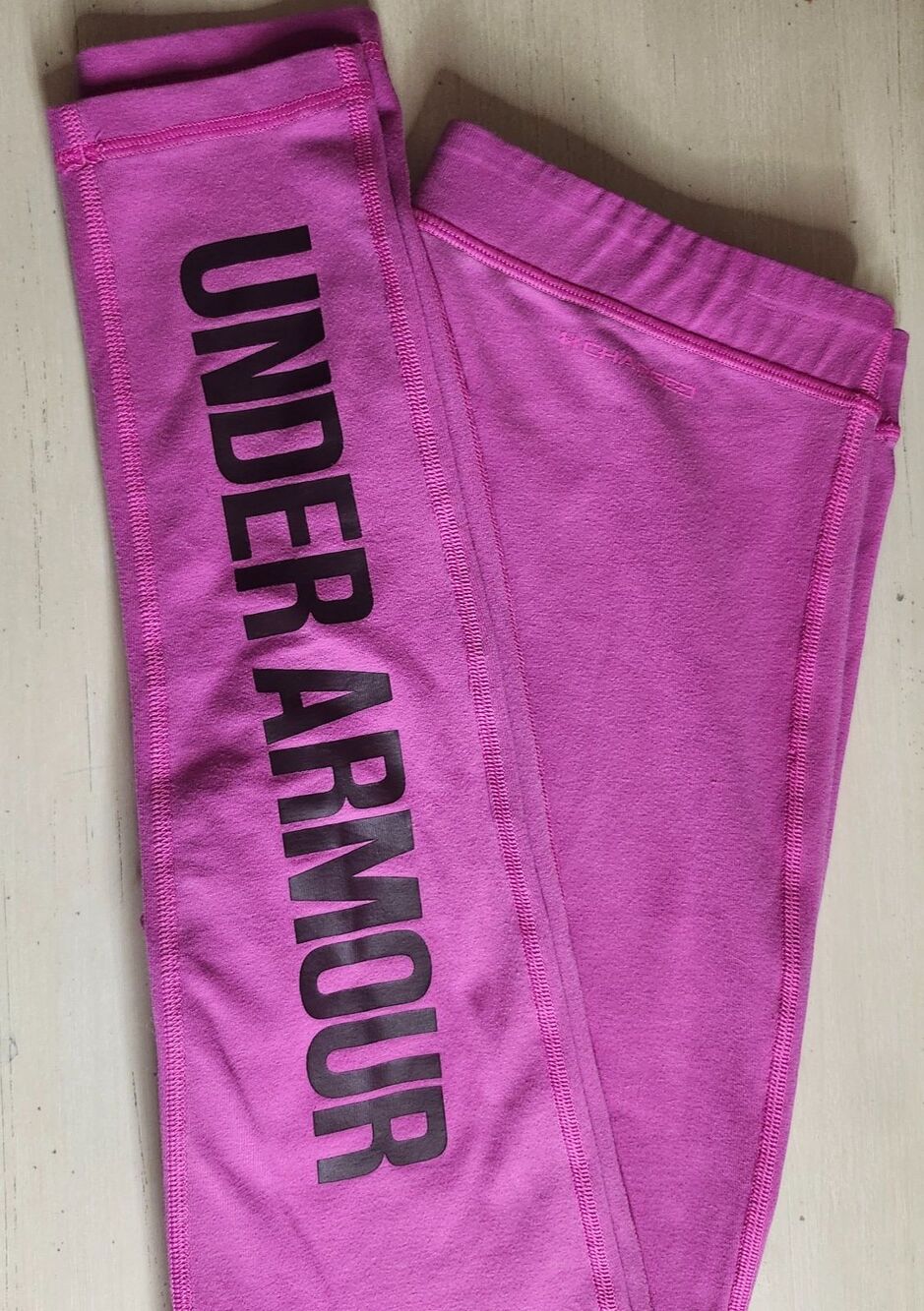 Under Armour Womens Pink Athletic Capris Leggings Charged Cotton Size M